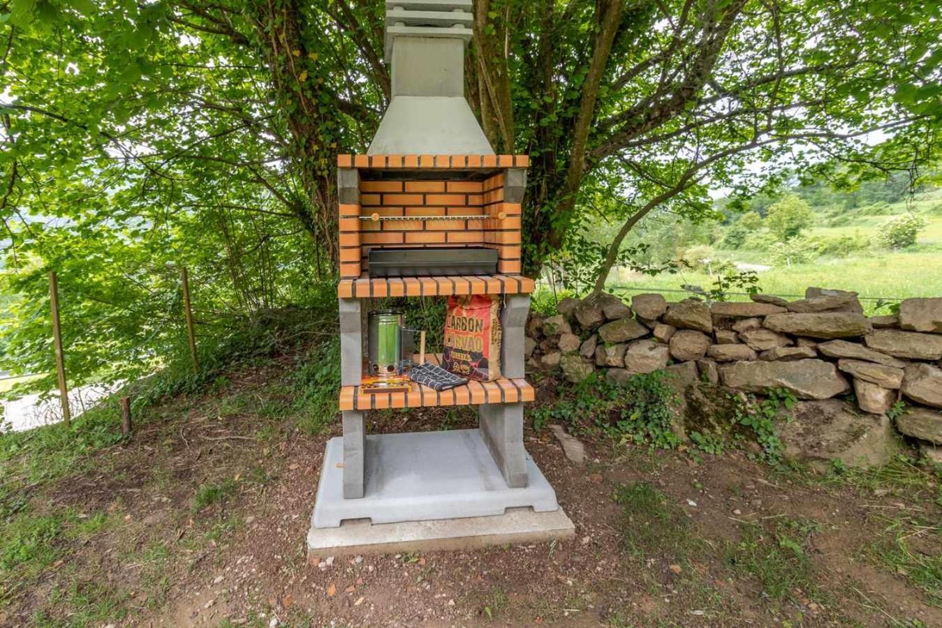 M De Puigsec Mas Rural Al Ripolles Villa Girona Eksteriør billede
